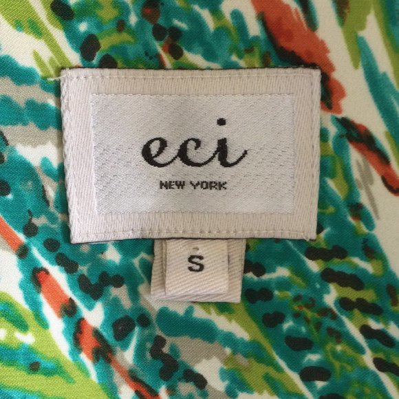 ECI Tropical Batwing Cold Shoulder Top, Size Small - Picture 5 of 7